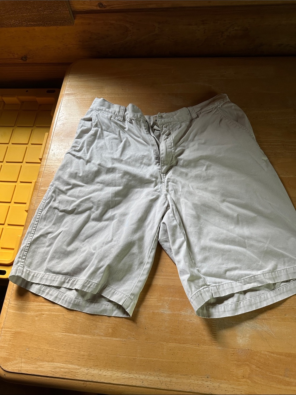 Lee Men's Khaki Flat-Front Shorts